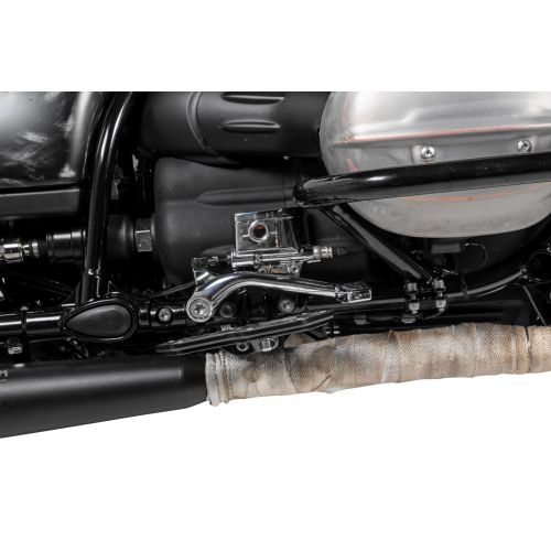 01-018-5320-0 BLACK-T Footboard Kit for BMW R18 ***Export version***