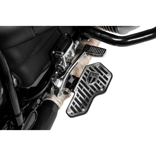 01-018-5320-0 BLACK-T Footboard Kit for BMW R18 ***Export version***